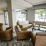 Le Dauphin Hotel