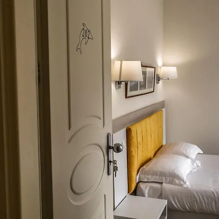 Le Dauphin Szálloda 3*