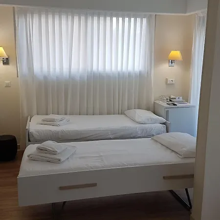 Le Dauphin Szálloda 3*