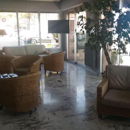 Le Dauphin Hotel 3*