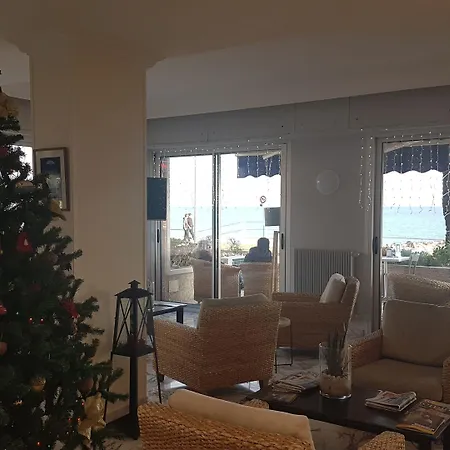 Szálloda Le Dauphin 3*