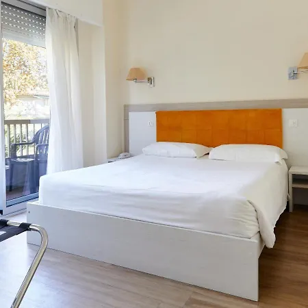 Le Dauphin Hotell Menton