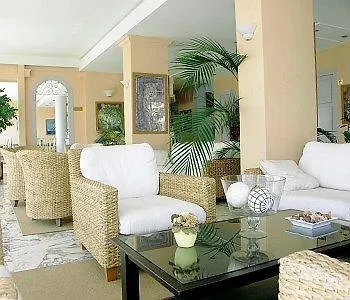 Le Dauphin 3* Mentone