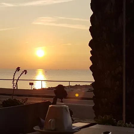 Hotell Le Dauphin Menton