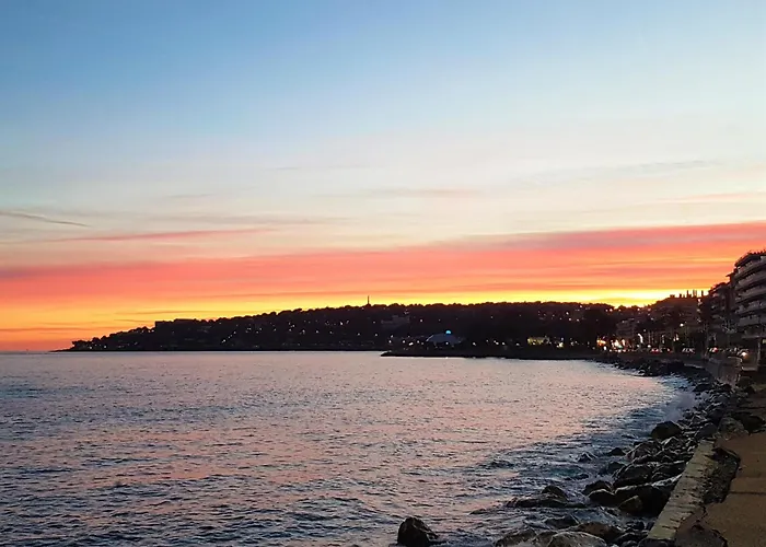 Le Dauphin 3* Menton